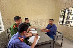 Lời khai của 'Vua Quạt', Kh&aacute;nh 'Sky' v&agrave; Hồ Văn Khoa