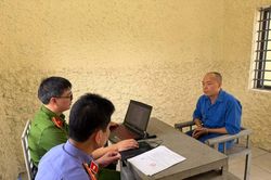 Bị Khánh 'Sky' chửi bới, vì sao 'Vua Quạt' vẫn bị khởi tố?