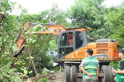 Phường Phú Thượng cưỡng chế thu hồi đất phục vụ dự án công viên công cộng