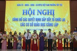 Phường T&acirc;y Tựu c&ocirc;ng bố quyết định th&agrave;nh lập c&aacute;c trường học sau sắp xếp