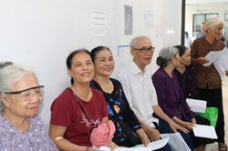 Đến hết năm 2026, 100% người Hà Nội hưởng an sinh xã hội được tích hợp tài khoản trên VNeID?