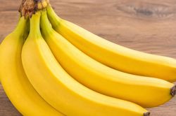12 lợi ích sức khỏe tiềm năng khi ăn chuối