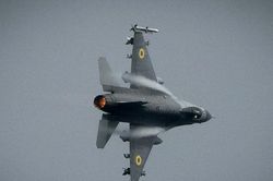 Tiêm kích F-16 bắn hạ 38 tên lửa hành trình trong cuộc tấn công quy mô lớn của Nga