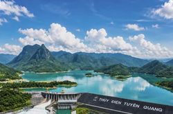 Đóng cửa xả lũ hồ thủy điện Tuyên Quang