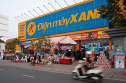 Thế Giới Di Động, VPBank, Techcombank cùng loạt tập đoàn rầm rộ 'tuyển quân'