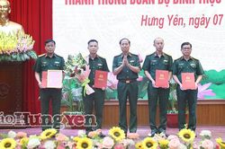 Giải thể, tổ chức lại lực lượng qu&acirc;n sự địa phương