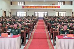 Sắp xếp, giải thể, kiện toàn tổ chức quân sự địa phương; điều động, bổ nhiệm cán bộ, quân nhân, binh sĩ