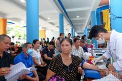[Ảnh] Khám sức khỏe toàn dân, hướng đến chăm sóc sức khỏe chủ động tại xã Nhà Bè