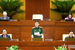 Đại tướng Phan Văn Giang tiếp thu ý kiến đại biểu Quốc hội về dự án Luật Phòng, chống phổ biến vũ khí hủy diệt hàng loạt
