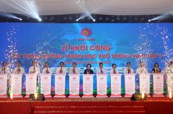 PHÓ THỦ TƯỚNG PHẠM THỊ THANH TRÀ DỰ LỄ KHỞI CÔNG TRƯỜNG THPT NAM ĐÀN 1