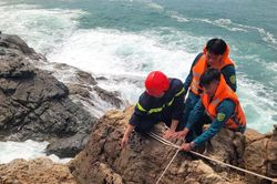 3 c&ocirc; g&aacute;i bị s&oacute;ng cuốn mất t&iacute;ch tại khu vực Mũi Ngh&ecirc;