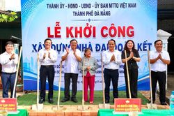 Khởi công xây dựng Nhà Đại đoàn kết cho hộ nghèo