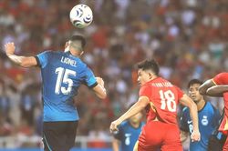 Kiên trì theo đuổi chiến lược đào tạo con người