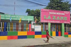 Thông tin mới vụ bảo mẫu bắn dây thun vào lòng bàn chân trẻ