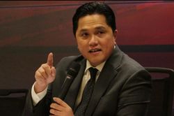 Chủ tịch Erick Thohir gửi thông điệp lo lắng đến HLV John Herdman