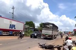 Xe tải t&ocirc;ng xe m&aacute;y, một người tử vong