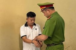Nguyên Trưởng Ban quản lý chung cư bị bắt vì lừa bán căn hộ tái định cư
