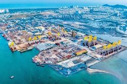 Phát triển Trung tâm công nghiệp - dịch vụ năng lượng tái tạo: Một hướng đi cấp thiết