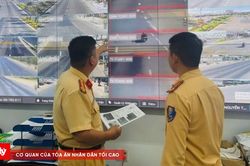 Gia Lai: Camera ghi h&igrave;nh 71 &ocirc; t&ocirc; vượt đ&egrave;n đỏ ở Quy Nhơn