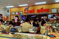 Nhiều 'ông lớn' ngành vàng vi phạm, hé lộ giao dịch bất thường 2.084 tỷ đồng của 7 người