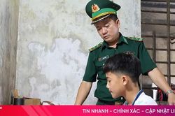 Những người lính mang quân hàm xanh tiếp sức học sinh nghèo