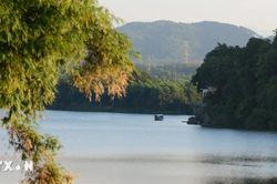 Vẻ đẹp lãng mạn của đồi Vọng Cảnh tại thành phố Huế