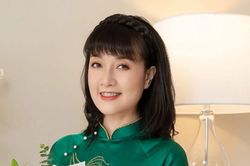 Tuổi 50 của Vân Dung