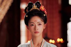 Ngô Cẩn Ngôn tái hiện khí chất Ngụy Anh Lạc năm nào