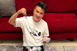 Đàm Vĩnh Hưng 'chơi lớn' trước giờ G, chuẩn bị hàng trăm món quà tặng khán giả