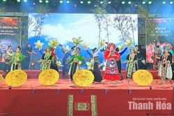 Thăm đất Mường XiaThăm đất Mường Xia