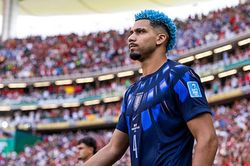 Chuyển nhượng sáng 8/8: Liverpool mượn Ronald Araujo, Arsenal cạnh tranh MU chiêu mộ Esposito