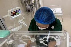 Cứu sống trẻ sinh cực non 25 tuần thai, nặng gần 700 gram