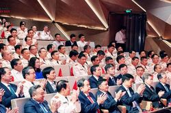 Chủ tịch Quốc hội Trần Thanh Mẫn dự Lễ kỷ niệm 70 năm Ngày truyền thống Cảnh sát kinh tế và đón nhận Huân chương Hồ Chí Minh