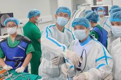 Đà Nẵng: Hội thảo khoa học về phẫu thuật nội soi cột sống – Cập nhật kỹ thuật, nâng cao chất lượng điều trị