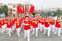 Già hóa dân số: 'Mỏ bạc' 15 triệu khách hàng chờ được khai mở