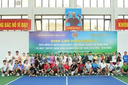 Giao lưu thể thao môn Pickleball
