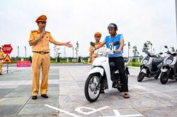 Mở chiến dịch đào tạo kỹ năng lái xe an toàn