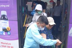 Những người xây dựng hình ảnh đẹp cho xe buýt Thủ đô
