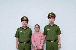 Bắt khẩn cấp bảo mẫu bạo hành trẻ ở cơ sở mầm non tư thục Lá Xanh