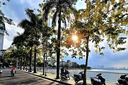 Bắc Bộ ngày nắng, chiều tối có mưa rào