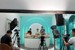 Lãnh đạo xã An Khánh trực tiếp 'lên sóng' livestream, thúc đẩy 'kinh tế số' địa phương