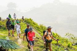 Du lịch trekking: Cần chuyên nghiệp hóa