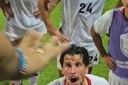 Cổ động viên Indonesia nổi giận, đòi sa thải HLV sau khi đội nhà bị loại khỏi vòng bảng ASEAN Cup