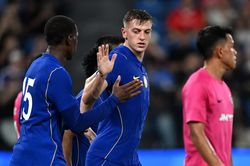 Chelsea thoát thua đội bóng mạnh nhất Malaysia