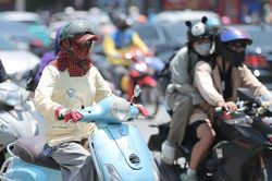 Thời tiết hôm nay (9-8): Bắc Bộ nắng nóng, Nam Bộ mưa dông rải rác