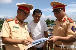 Tăng cường kiểm tra giao thông đường thủy mùa mưa bão