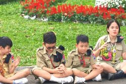 Dạy con dưới… không gian xanh