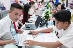 [CẬP NHẬT] Diễn biến điểm chuẩn tuyển sinh của các trường 'hot'