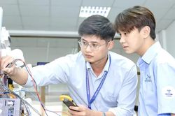 Trường ĐH C&ocirc;ng nghệ Kỹ thuật TPHCM: 30/81 ng&agrave;nh c&oacute; điểm chuẩn từ 24 trở l&ecirc;n