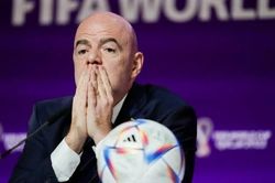FIFA phản bác UEFA, cuộc chiến chóp bu của thế giới bóng đá tiếp diễn căng thẳng